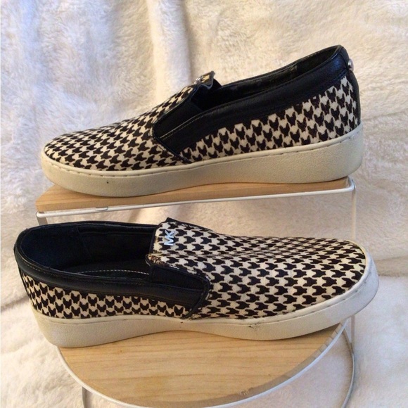 Michael Kors Slip-On Shoes - Picture 1 of 4